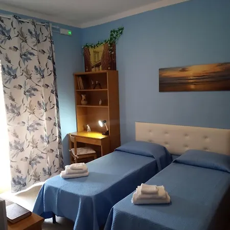 Marina Bay Semesterbostad Villaggio Mosè